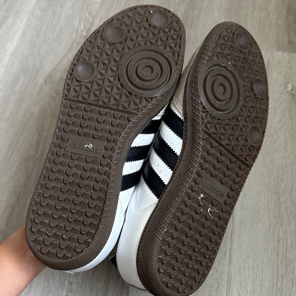 Adidas Samba White and Black striped gender inclusive OG sneaker am sz8 M sz7 - Picture 6 of 11